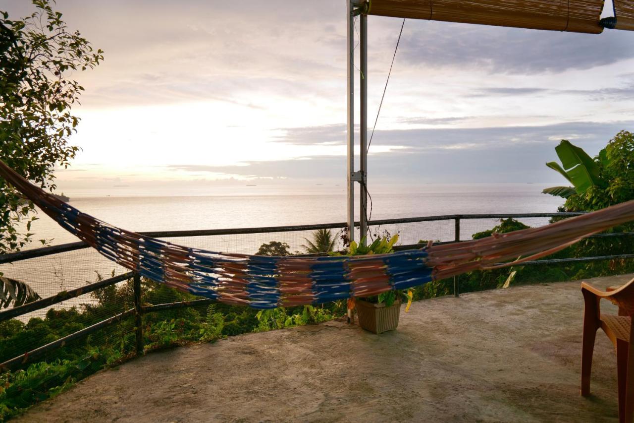 The View Padang, Amazing View, 8 Mins Mentawai Fast Ferry, Cold Beer,Close To Restaurants Exterior foto