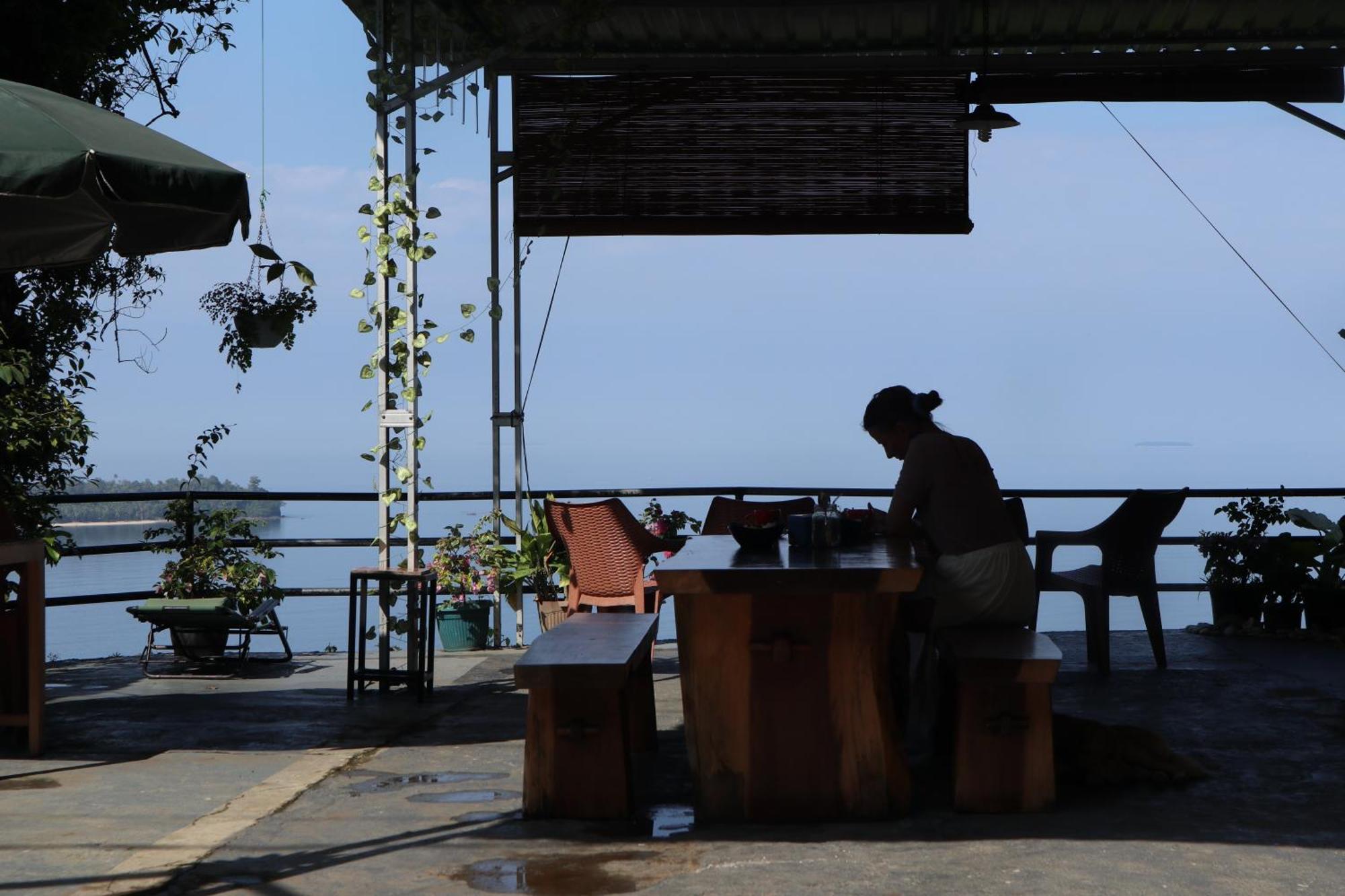 The View Padang, Amazing View, 8 Mins Mentawai Fast Ferry, Cold Beer,Close To Restaurants Exterior foto
